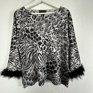 August Silk Women's Animal Print Knit Top Large Black Faux Fur Cuffs 100% Silk